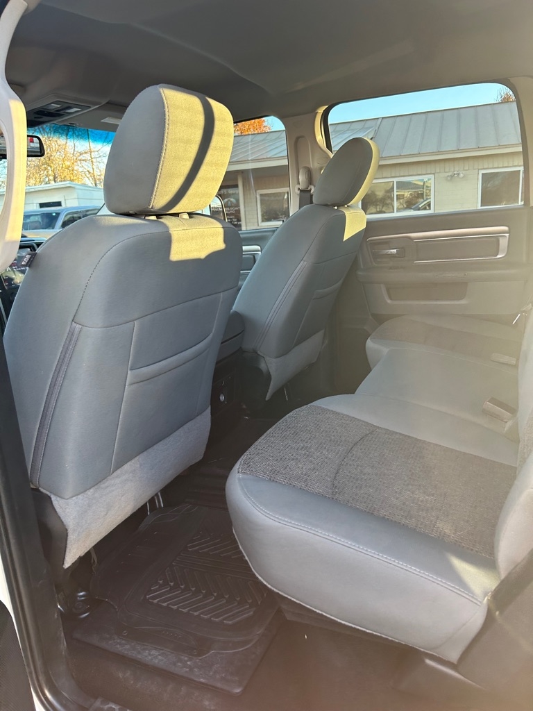 RAM 2500 SLT 4x4 Crew Cab 8' Box 2018
