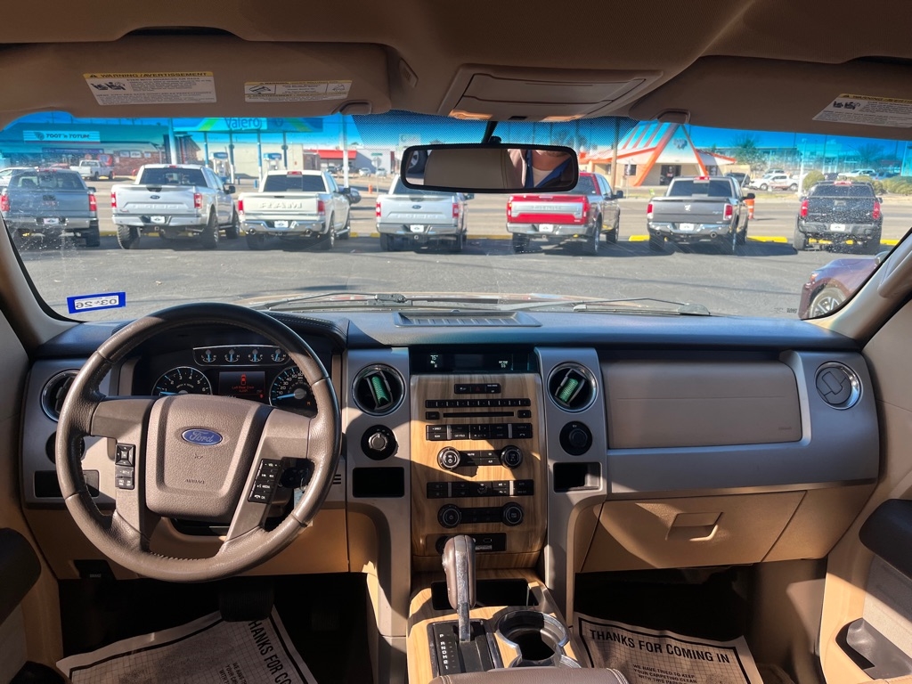 Ford F-150 4WD SuperCrew 145" Platinum 2011