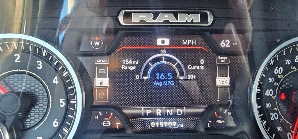 RAM 1500 Laramie 4x4 Crew Cab 5'7" Box 2024