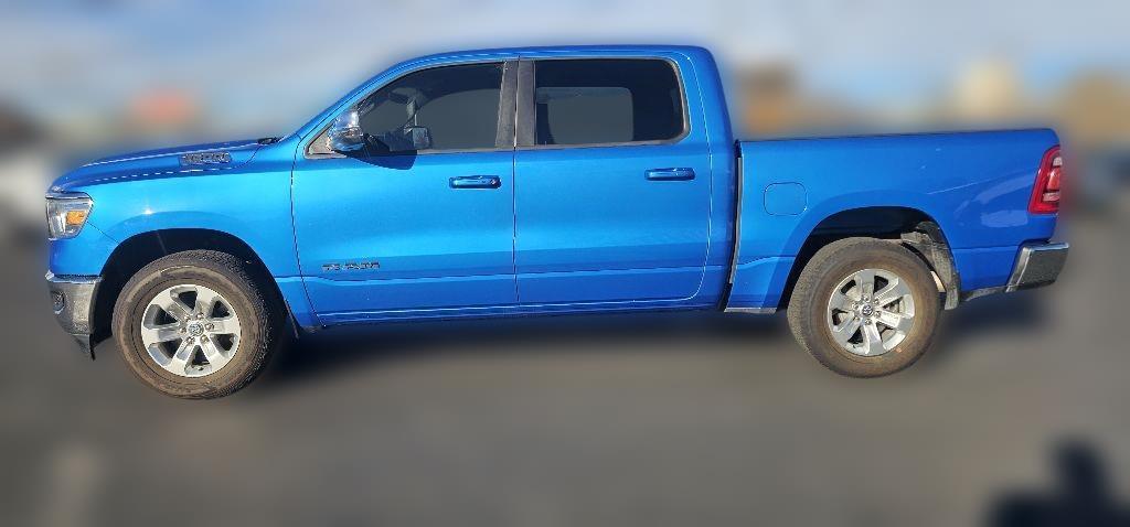 RAM 1500 Laramie 4x4 Crew Cab 5'7" Box 2024