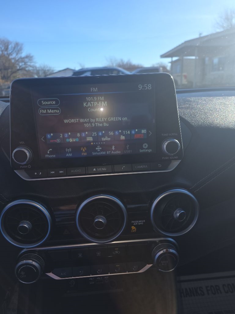 Nissan Sentra SV CVT 2024