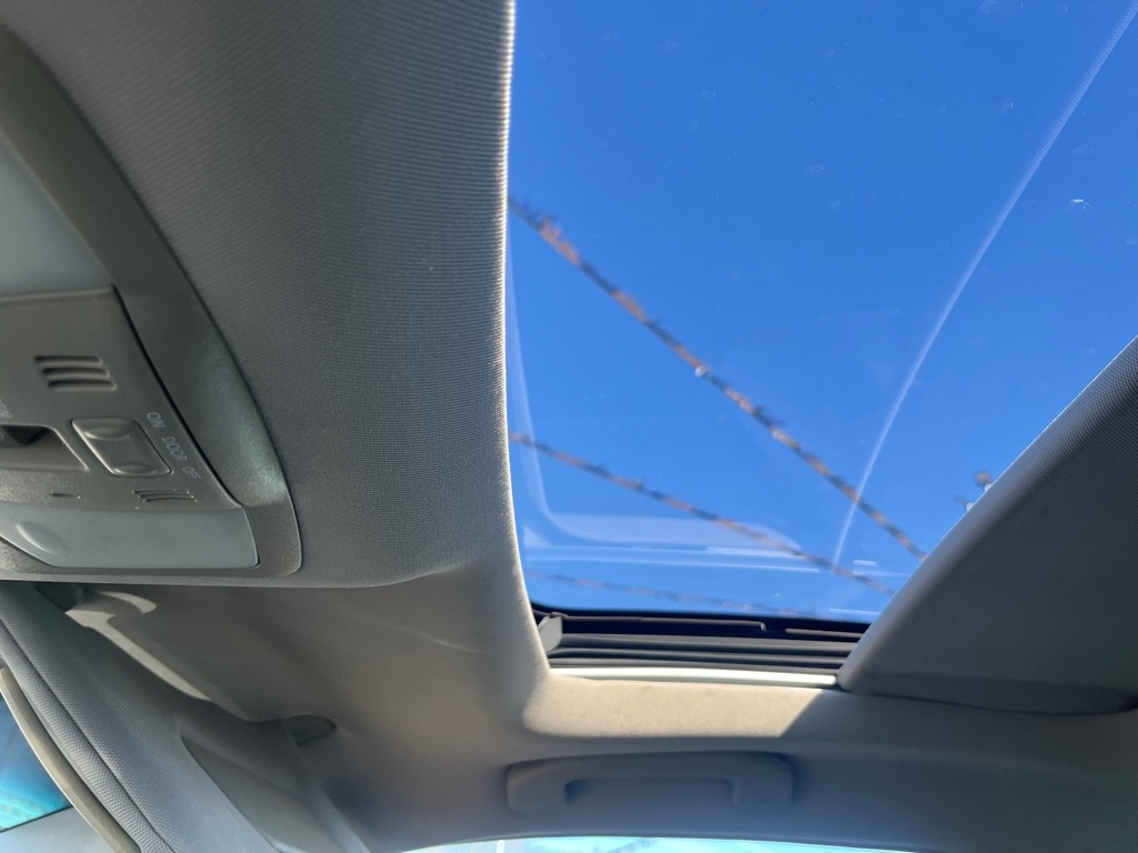 Nissan Maxima 4dr Sdn V6 CVT 3.5 SV w/Premium Pkg 2012