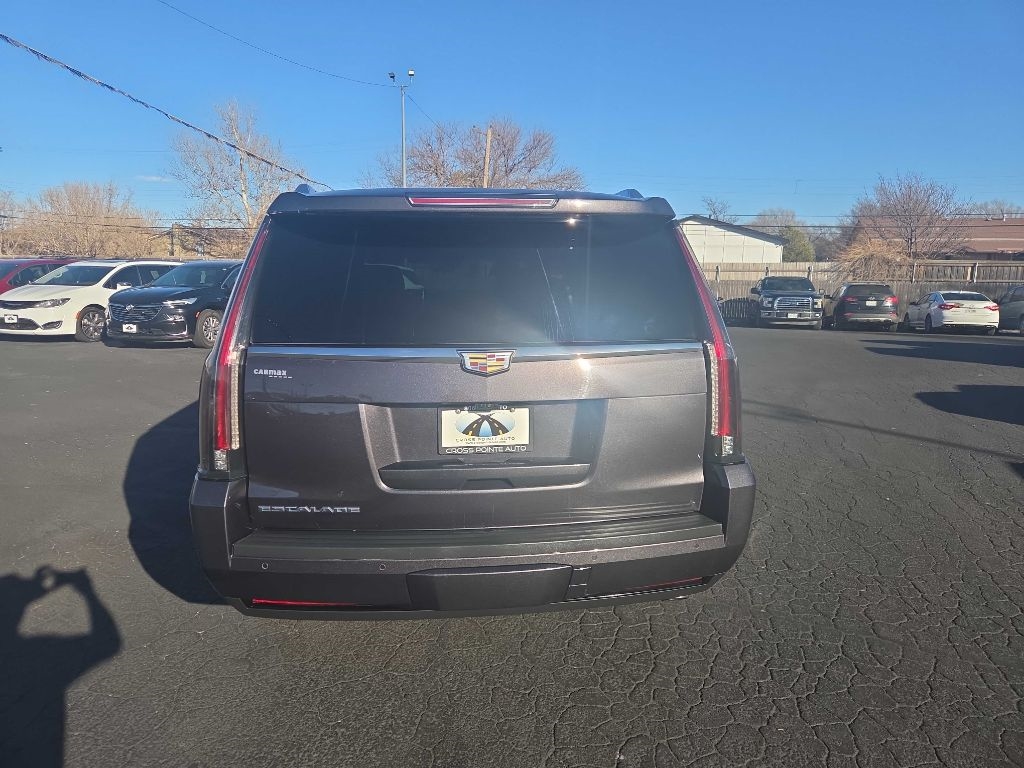 Cadillac Escalade ESV 4WD 4dr Premium Luxury 2018