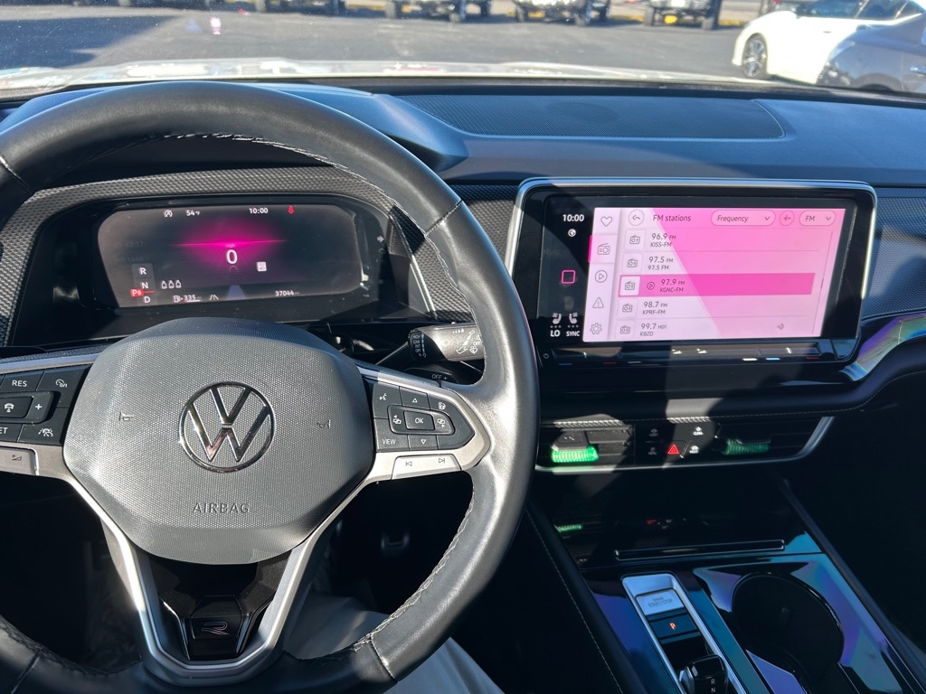 Volkswagen Atlas Cross Sport 2.0T SEL Premium R-Line 4MOTION 2024