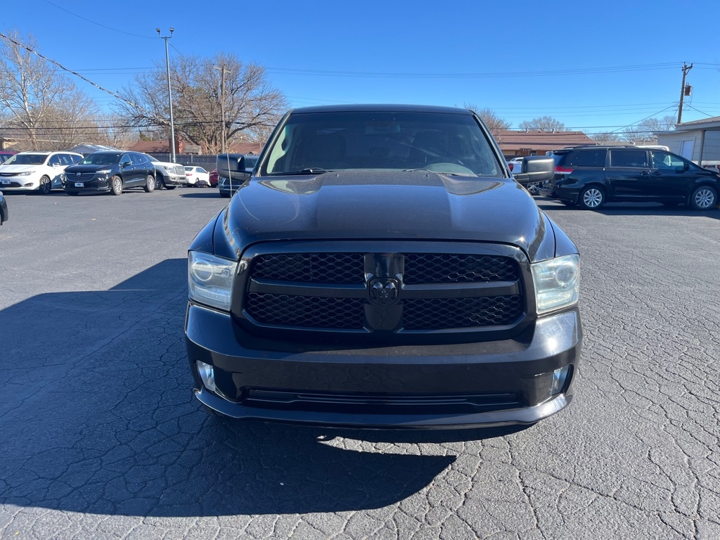 RAM 1500 2WD Crew Cab 140.5" Express 2014