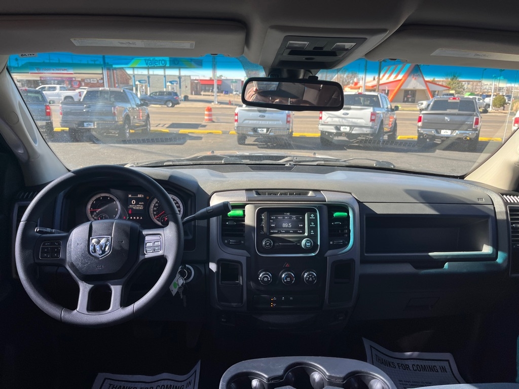 RAM 1500 2WD Crew Cab 140.5" Express 2014