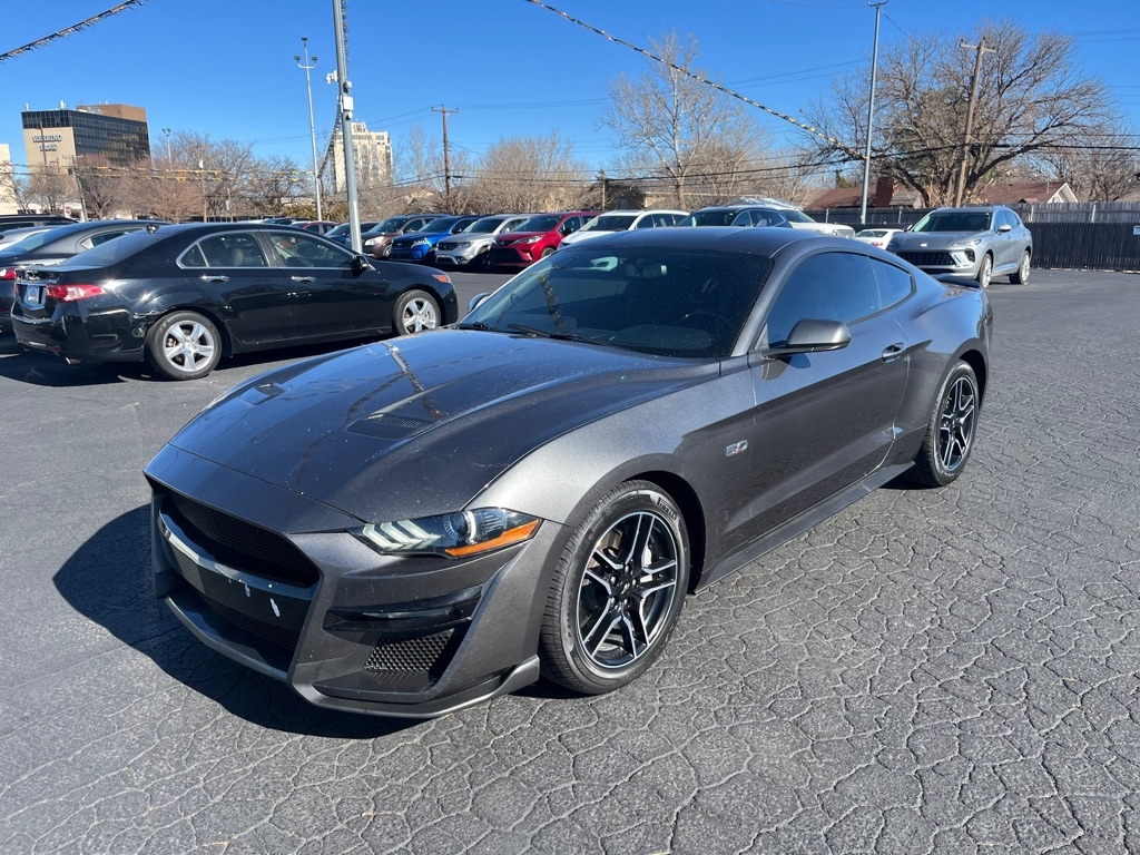 Ford Mustang GT Fastback 2020