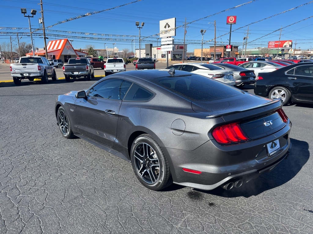 Ford Mustang GT Fastback 2020