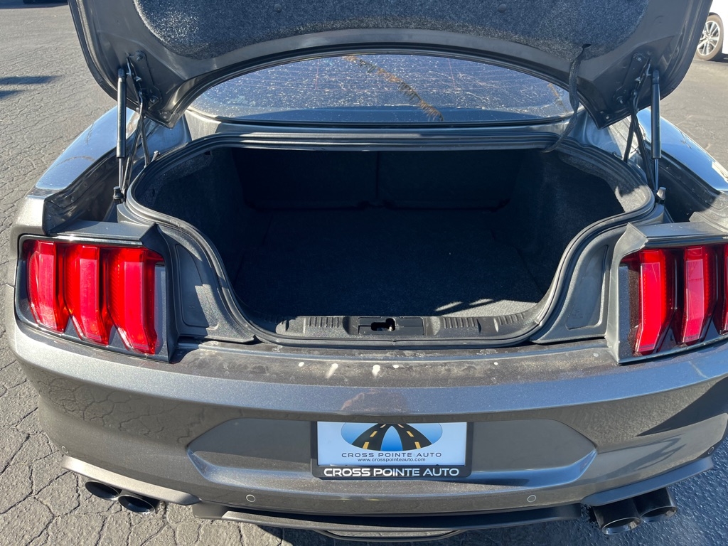 Ford Mustang GT Fastback 2020
