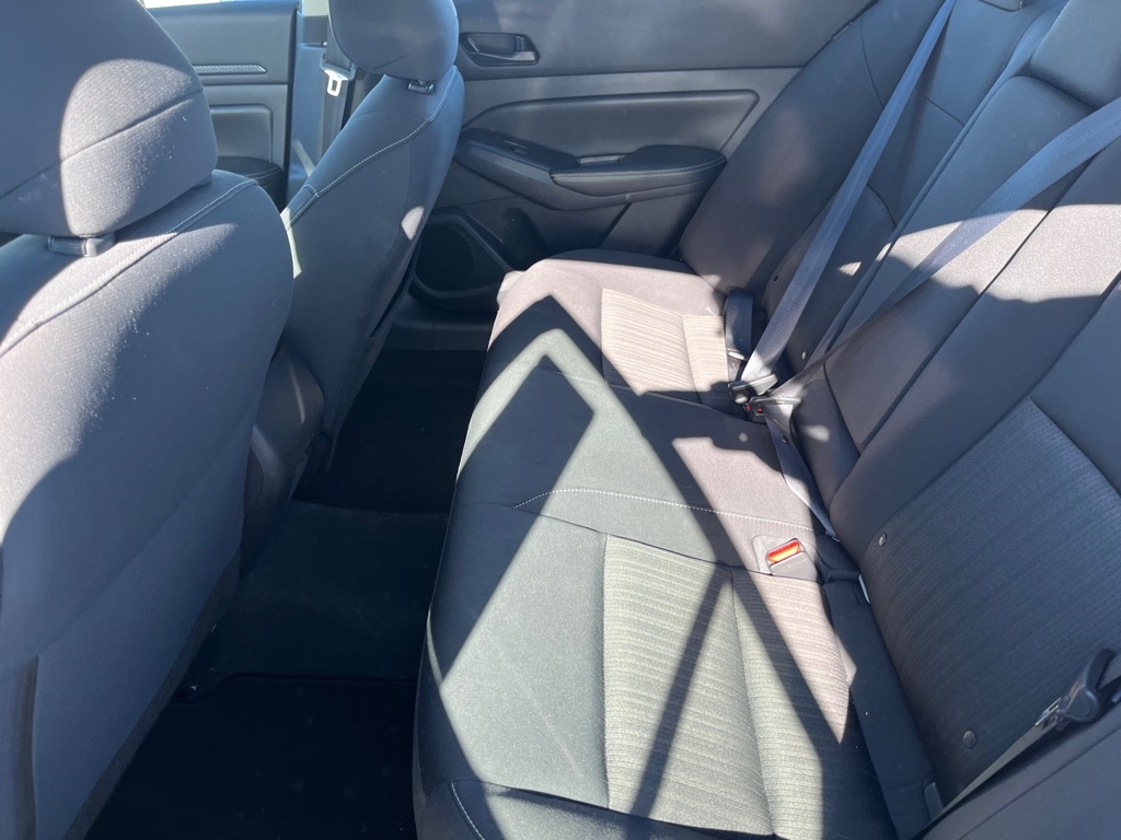 Nissan Altima 2.5 SV Sedan 2024