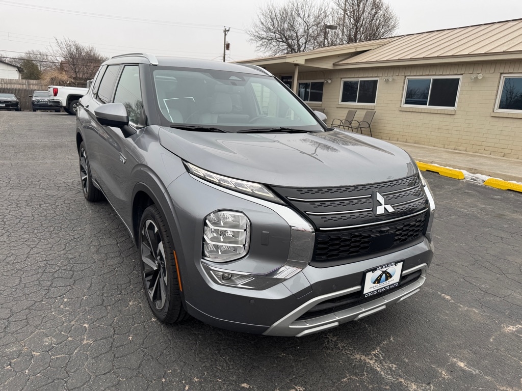 Mitsubishi Outlander PHEV 40th Anniversary S-AWC 2023