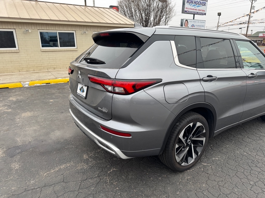 Mitsubishi Outlander PHEV 40th Anniversary S-AWC 2023