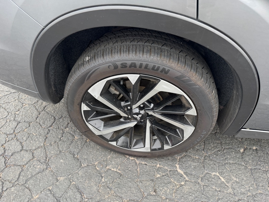 Mitsubishi Outlander PHEV 40th Anniversary S-AWC 2023