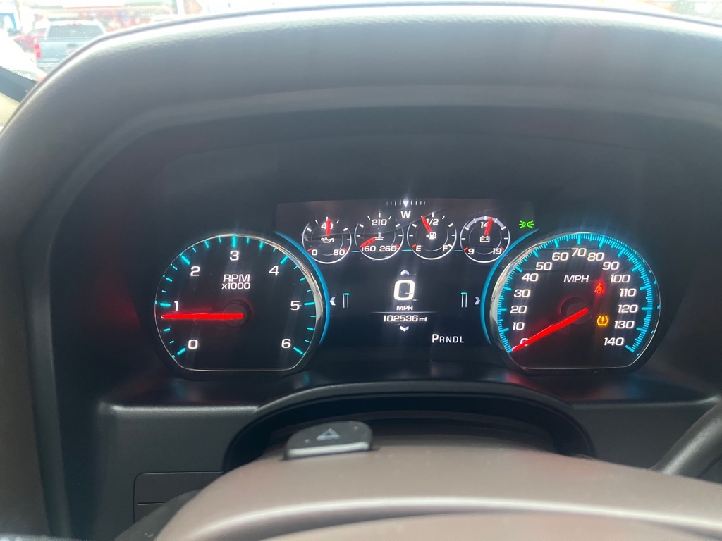 GMC Sierra 1500 4WD Crew Cab 143.5" Denali 2017