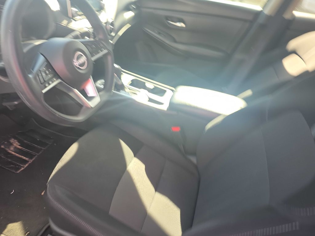 Nissan Sentra SV CVT 2024