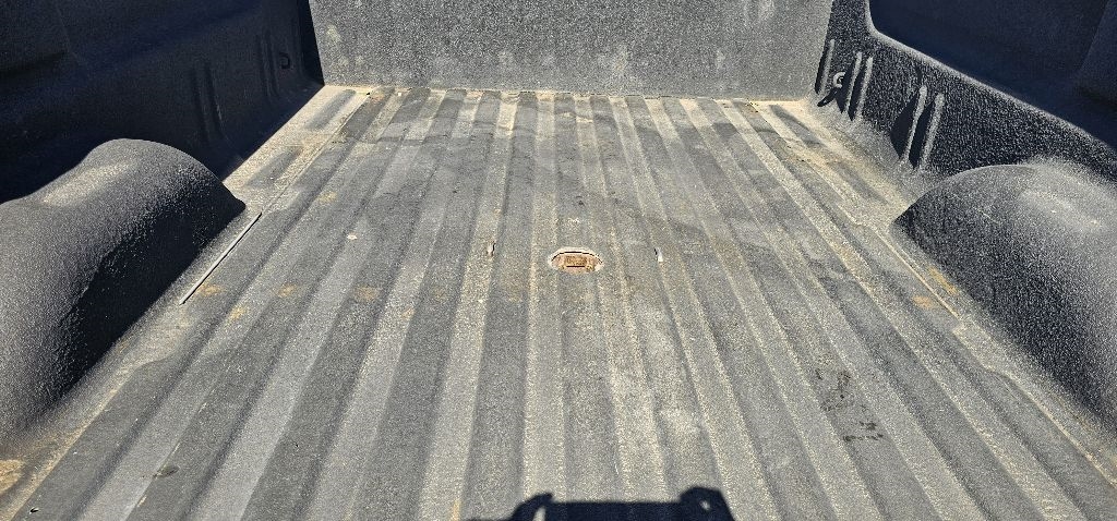 GMC Sierra 2500HD 2WD Reg Cab 133.7" Work Truck 2011