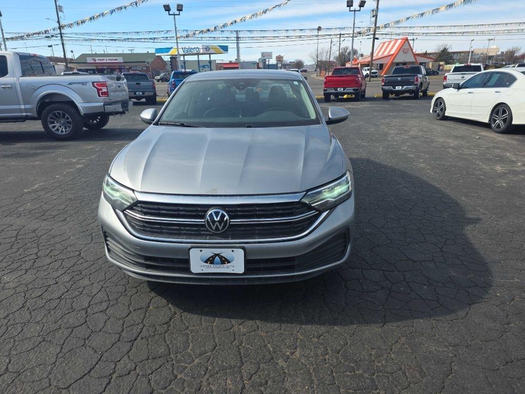 Volkswagen Jetta SE Auto 2024