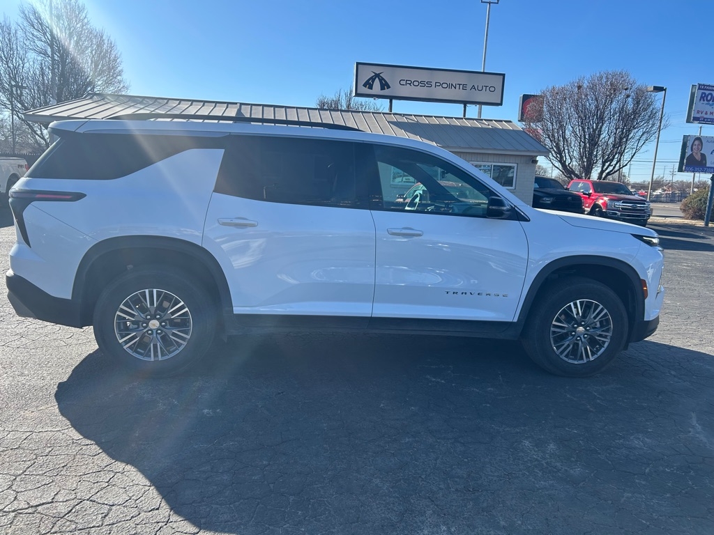 Chevrolet Traverse FWD 4dr LT w/1LT 2025