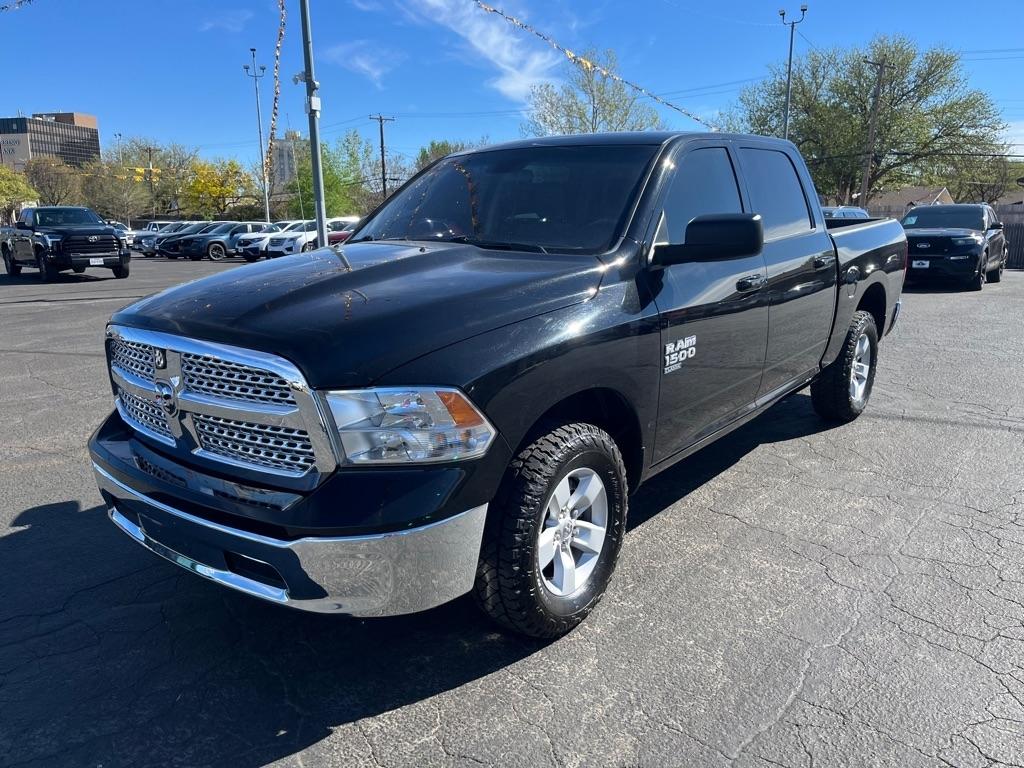 RAM 1500 Classic Warlock 4x4 Crew Cab 5'7" Box 2021
