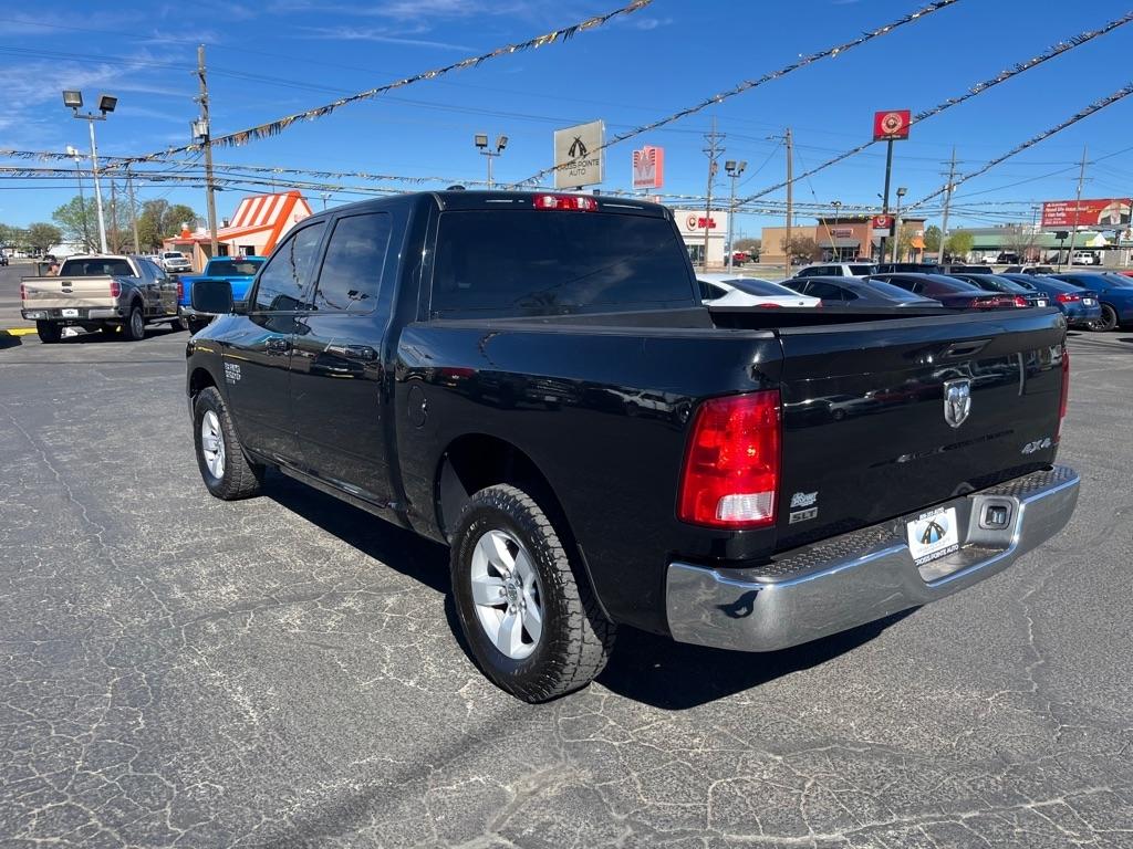 RAM 1500 Classic Warlock 4x4 Crew Cab 5'7" Box 2021