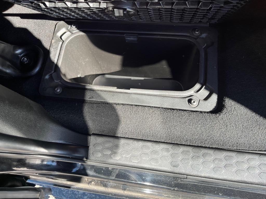 RAM 1500 Classic Warlock 4x4 Crew Cab 5'7" Box 2021