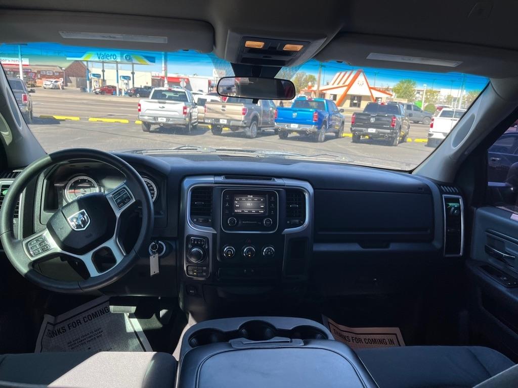 RAM 1500 Classic Warlock 4x4 Crew Cab 5'7" Box 2021