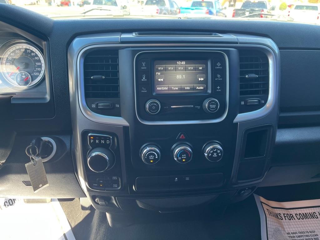 RAM 1500 Classic Warlock 4x4 Crew Cab 5'7" Box 2021