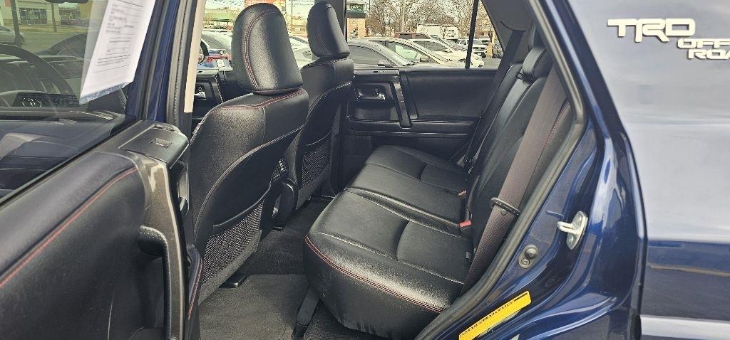 Toyota 4Runner TRD Off Road Premium 4WD (Natl) 2020