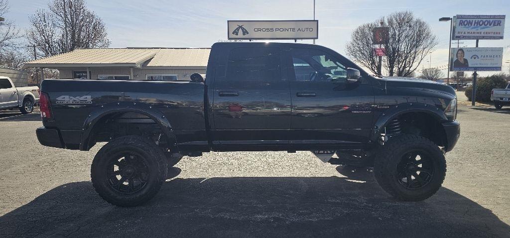 RAM 2500 Laramie 4x4 Crew Cab 6'4" Box 2017