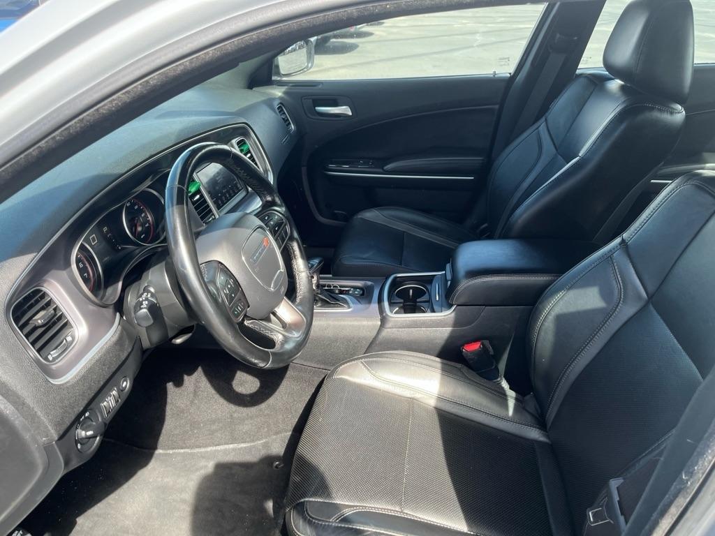 Dodge Charger SXT RWD 2021