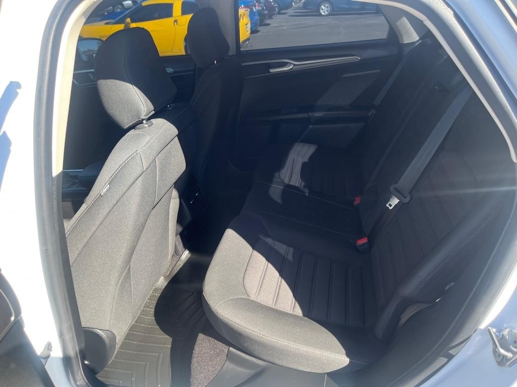 Ford Fusion SE FWD 2020