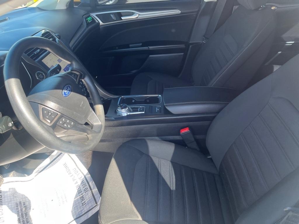 Ford Fusion SE FWD 2020