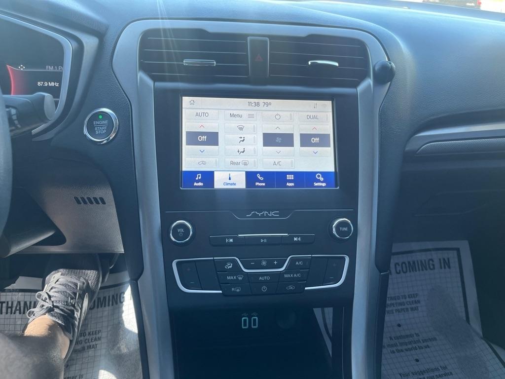 Ford Fusion SE FWD 2020