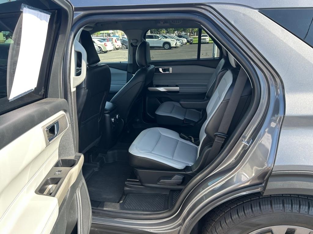 Ford Explorer XLT RWD 2021