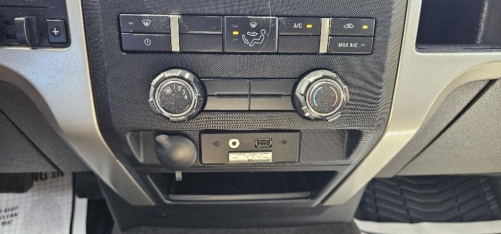 Ford F-150 4WD SuperCrew 145" King Ranch 2014