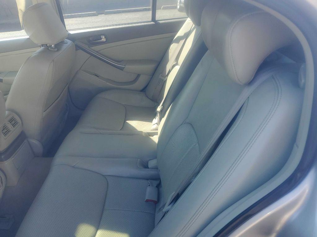 Infiniti G35 Sedan 4dr Sdn AWD Auto w/Leather 2004