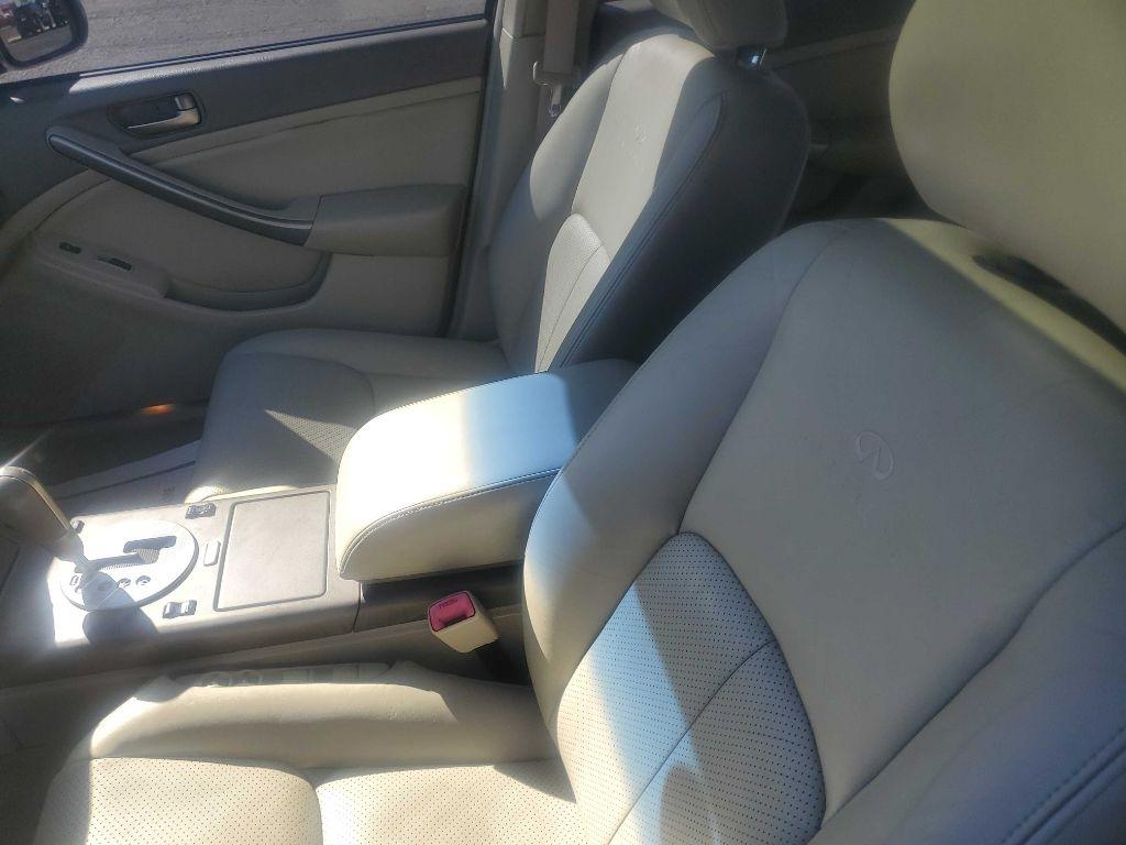 Infiniti G35 Sedan 4dr Sdn AWD Auto w/Leather 2004