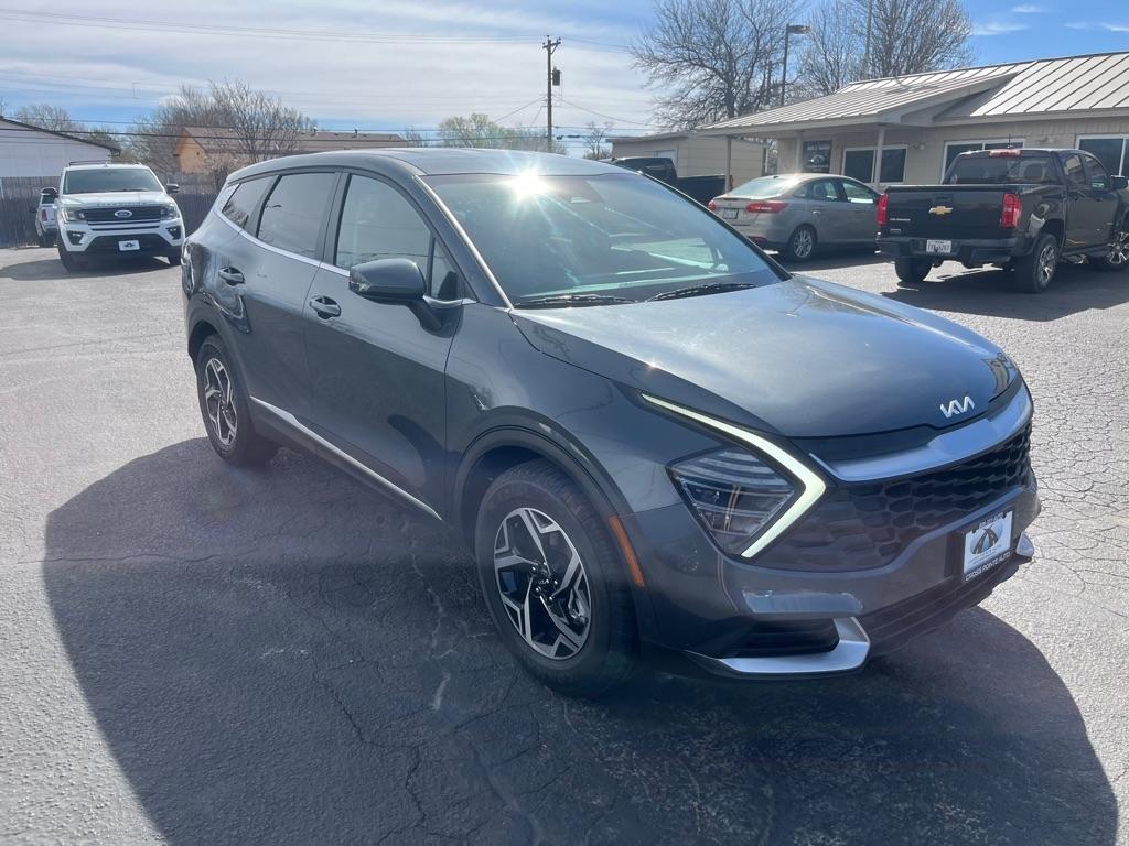 Kia Sportage LX FWD 2024