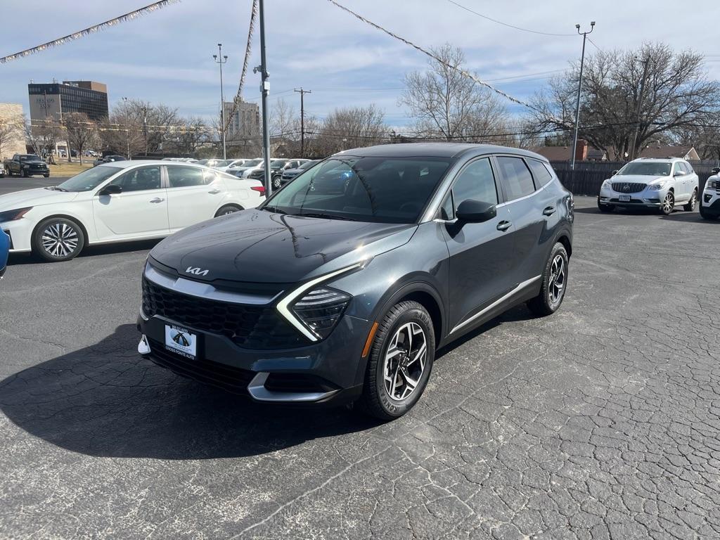 Kia Sportage LX FWD 2024