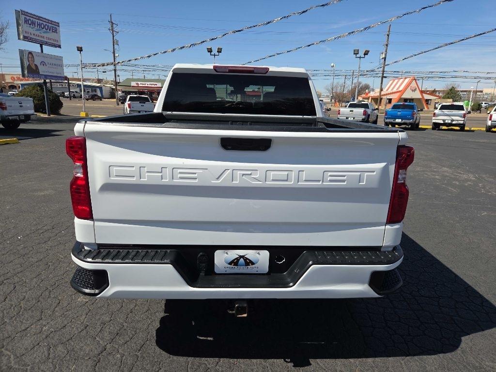 Chevrolet Silverado 1500 4WD Crew Cab 147" Custom 2023