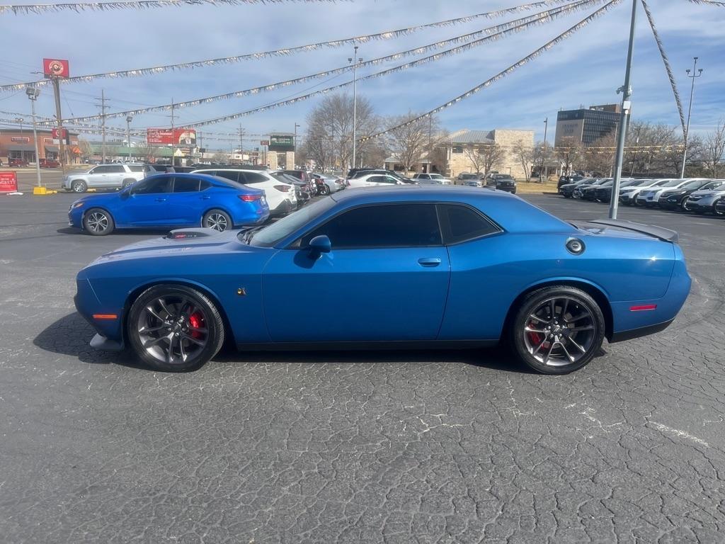 Dodge Challenger R/T Scat Pack RWD 2022