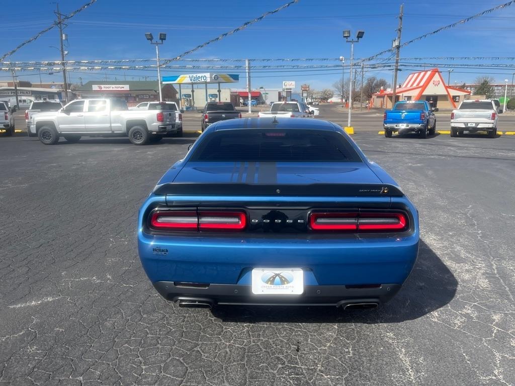 Dodge Challenger R/T Scat Pack RWD 2022