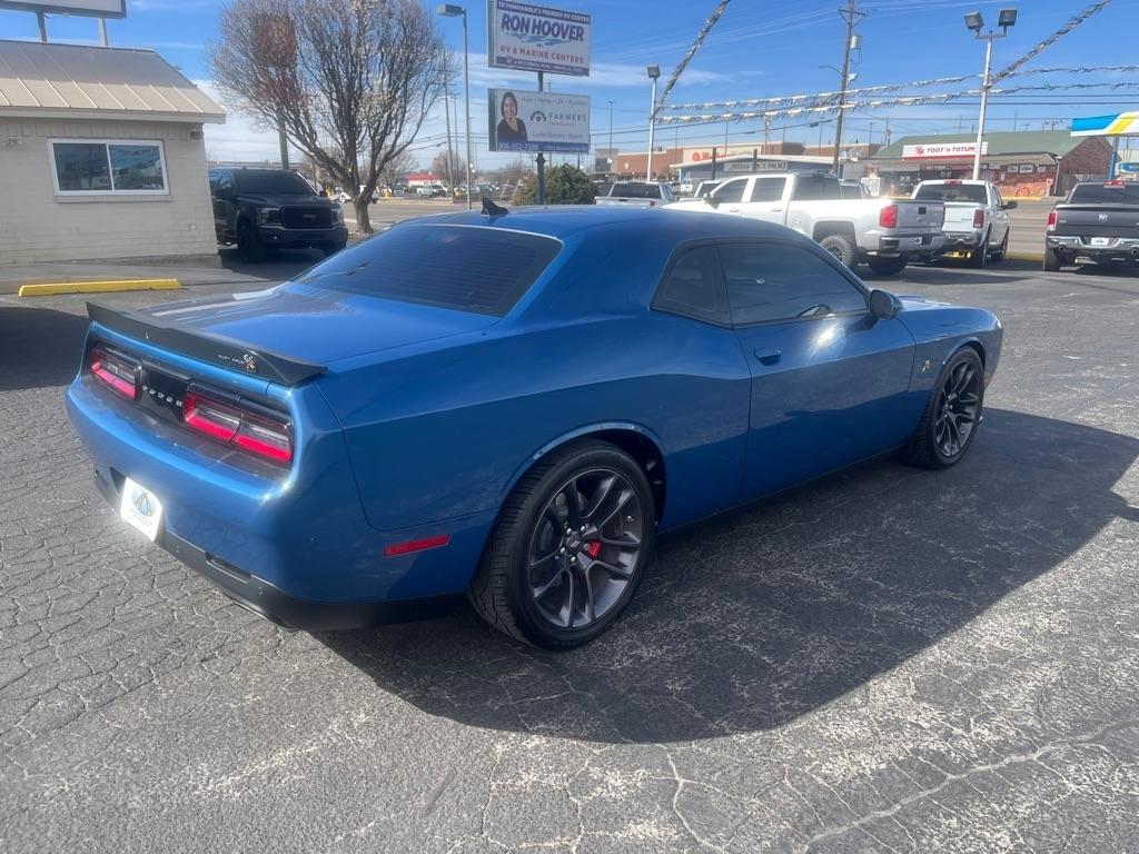 Dodge Challenger R/T Scat Pack RWD 2022