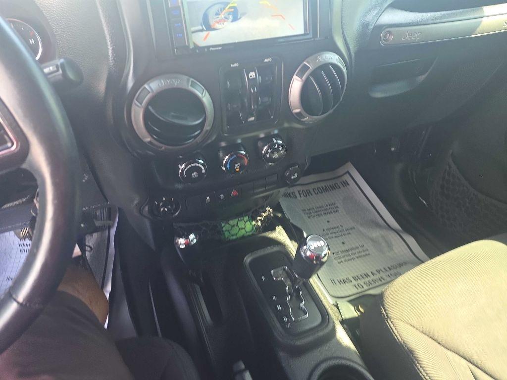 Jeep Wrangler Unlimited 4WD 4dr Sport 2013