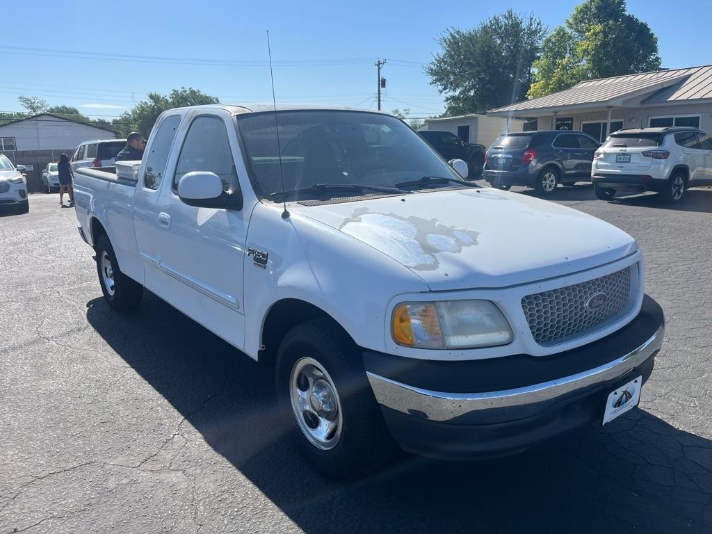 Ford F-150 Supercab 139" Lariat 1999