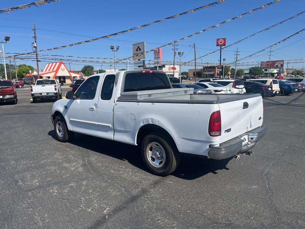 Ford F-150 Supercab 139" Lariat 1999