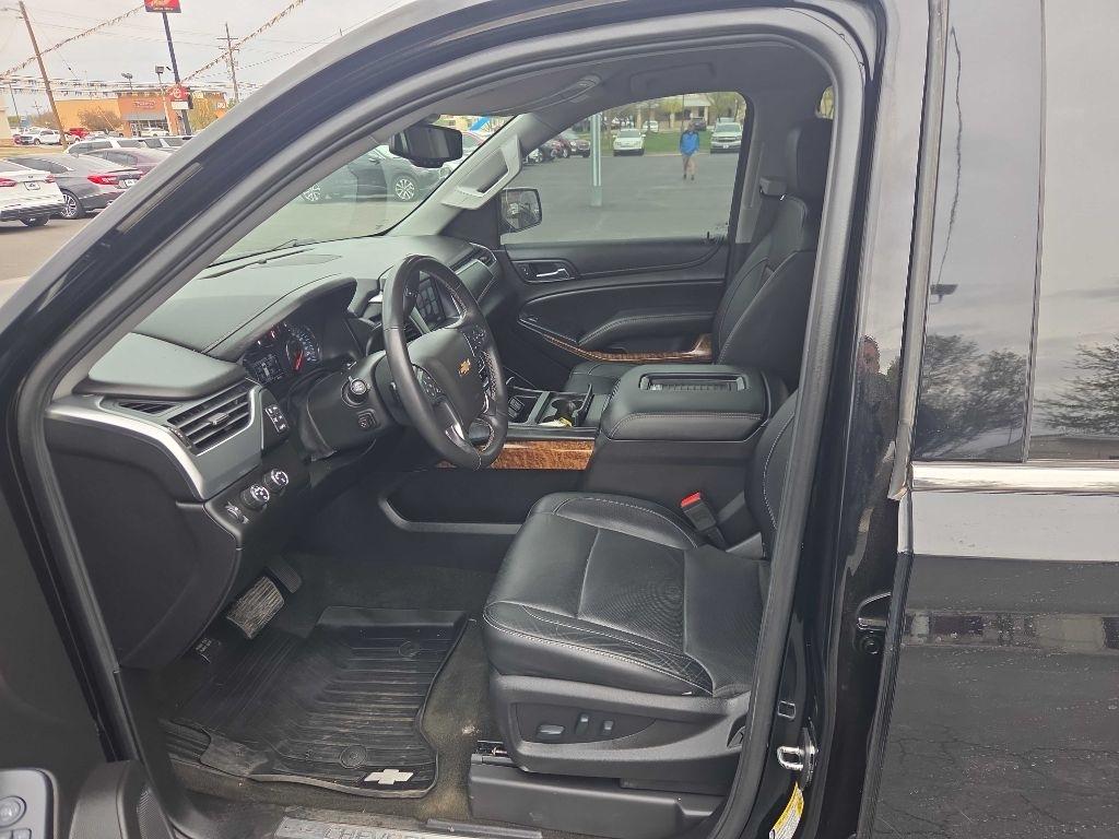 Chevrolet Tahoe 4WD 4dr Premier 2017