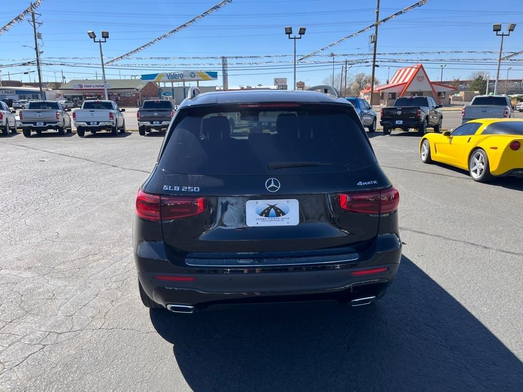 Mercedes-Benz GLB GLB 250 4MATIC SUV 2025