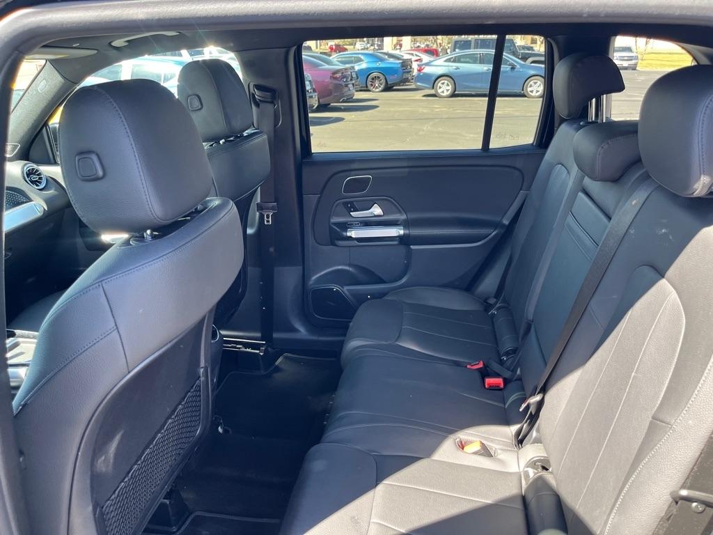 Mercedes-Benz GLB GLB 250 4MATIC SUV 2025