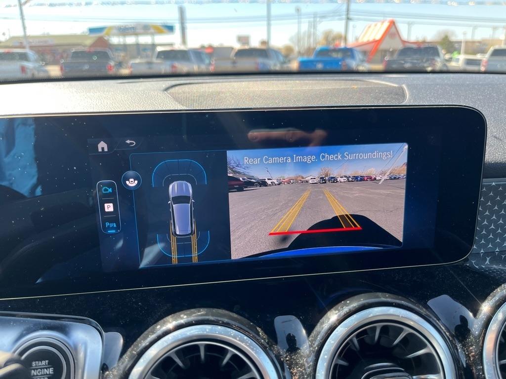 Mercedes-Benz GLB GLB 250 4MATIC SUV 2025